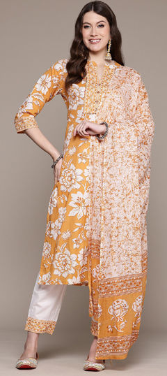 Yellow color Salwar Kameez in Cotton fabric with Floral, Printed, Sequence, Thread work