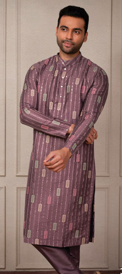 Pink and Majenta color Kurta Pyjamas in Silk fabric with Embroidered, Thread work