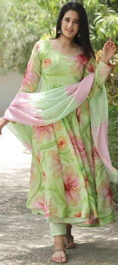 Multicolor color Salwar Kameez in Muslin fabric with Floral, Printed work