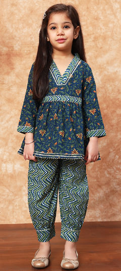 Blue color Girls Top with Bottom in Cotton fabric with Gota Patti, Printed work