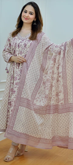 Festive, Party Wear, Reception Multicolor color Salwar Kameez in Cotton fabric with Anarkali Lace, Printed work : 1964894