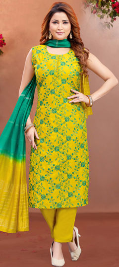 Festive, Party Wear Yellow color Salwar Kameez in Silk fabric with Straight Embroidered, Resham, Thread, Zari work : 1965799