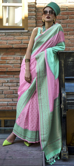 Pink and Majenta color Saree in Silk fabric with Weaving work