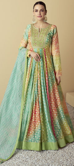 Multicolor color Gown in Muslin fabric with Digital Print, Patch work