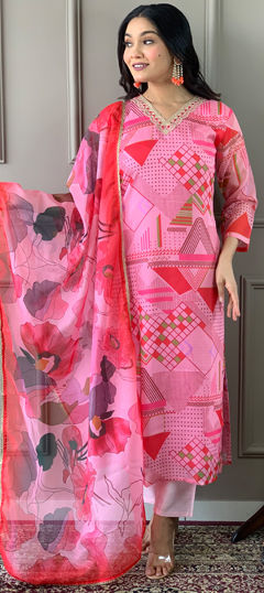 Festive, Party Wear, Reception Pink and Majenta color Salwar Kameez in Viscose fabric with Straight Embroidered, Printed, Thread work : 1967722