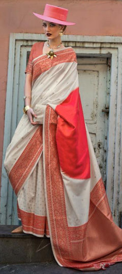 Multicolor color Saree in Art Silk fabric with Printed, Weaving work