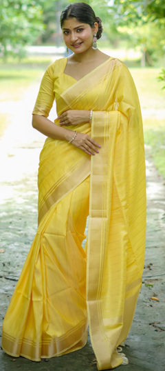 Yellow color Saree in Raw Silk fabric with Weaving, Zari work