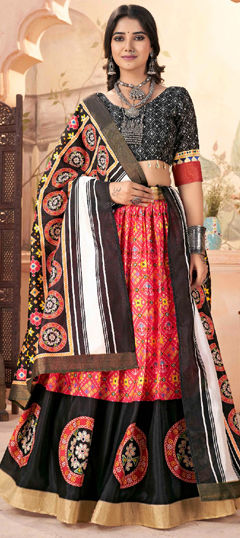 Pink and Majenta color Lehenga in Silk cotton fabric with Printed work