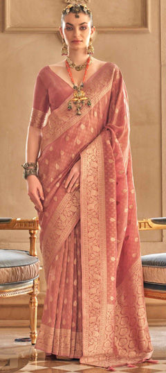 Bridal, Traditional, Wedding Beige and Brown color Saree in Silk fabric with South Weaving, Zari work : 1969048