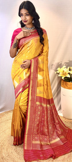 Yellow color Saree in Silk fabric with Weaving work