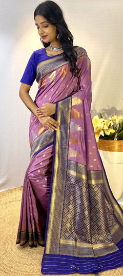 Pink and Majenta color Saree in Silk fabric with Weaving work