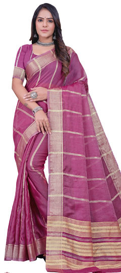 Red and Maroon color Saree in Cotton fabric with Weaving work