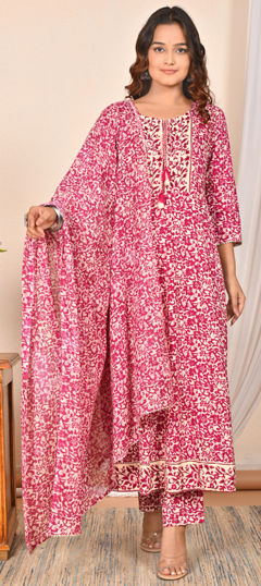 Pink and Majenta color Salwar Kameez in Cotton fabric with Embroidered, Lace, Printed work