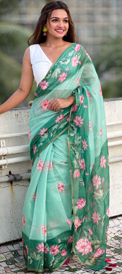 Green color Saree in Cotton fabric with Digital Print work