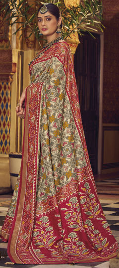 Multicolor color Saree in Silk fabric with Printed work