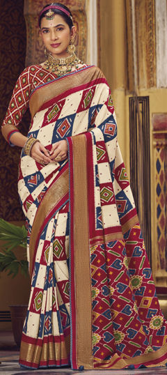 Multicolor color Saree in Silk fabric with Printed work