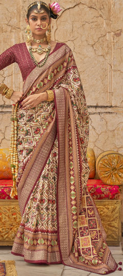 Beige and Brown color Saree in Viscose fabric with Border, Printed work