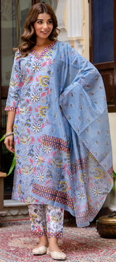 Black and Grey color Salwar Kameez in Blended Cotton fabric with Floral, Printed work