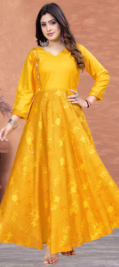 Summer Yellow color Kurti in Rayon fabric with Anarkali Printed work : 1975786