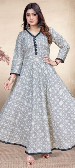 Summer Black and Grey color Kurti in Rayon fabric with Anarkali Printed work : 1975788