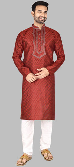 Red and Maroon color Kurta Pyjamas in Jacquard fabric with Thread work