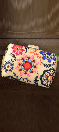 Multicolor color Clutches in Art Silk fabric with Printed work