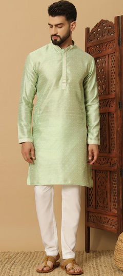 Party Wear Green color Kurta Pyjamas in Rayon fabric with Printed work : 1976822