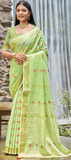 Green color Saree in Cotton fabric with Weaving work