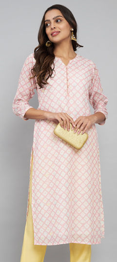 Pink and Majenta color Kurti in Linen fabric with Printed work