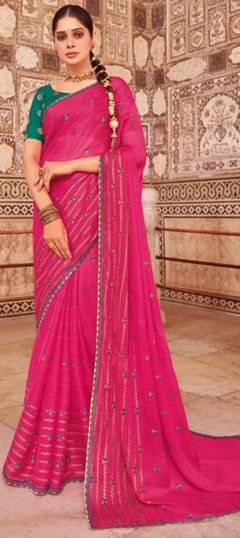 Pink and Majenta color Saree in Chiffon fabric with Printed work