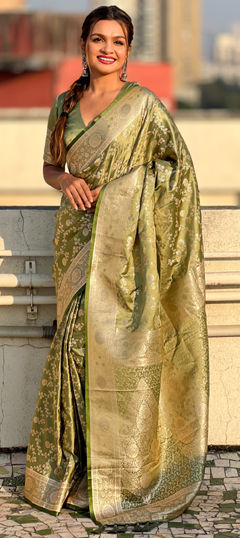 Green color Saree in Banarasi Silk fabric with Weaving, Zari work