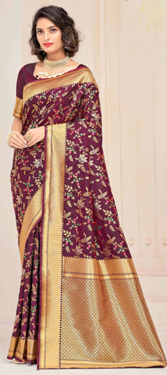 Red and Maroon color Saree in Silk fabric with Weaving work