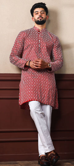 Red and Maroon color Kurta Pyjamas in Silk cotton fabric with Embroidered, Resham, Thread work