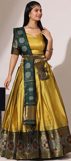 Yellow color Lehenga in Silk fabric with Weaving work