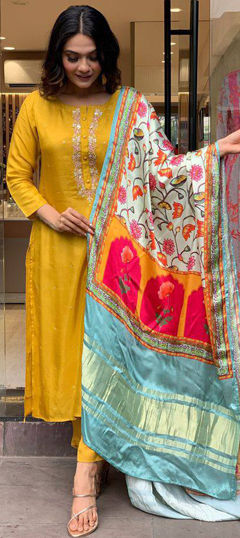 Yellow color Salwar Kameez in Viscose fabric with Embroidered, Thread work