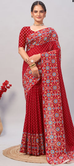 Red and Maroon color Saree in Cotton fabric with Printed work