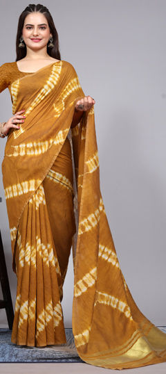 Yellow color Saree in Cotton fabric with Printed, Tye n Dye work