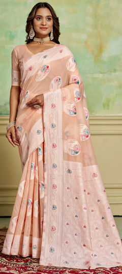 Pink and Majenta color Saree in Cotton fabric with Weaving work