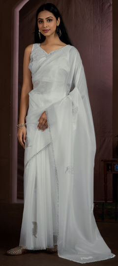 White and Off White color Saree in Crushed Silk fabric with Zircon work