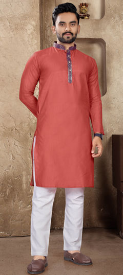 Pink and Majenta color Kurta Pyjamas in Linen fabric with Thread work