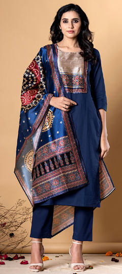 Blue color Salwar Kameez in Cotton fabric with Cut Dana, Printed work