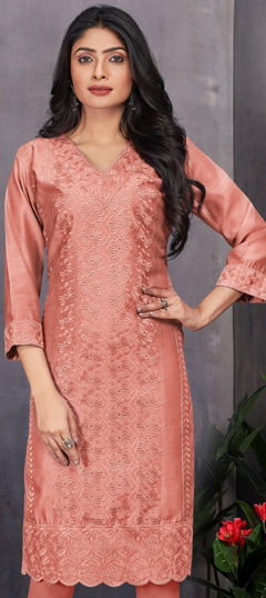 Pink and Majenta color Kurti in Chanderi Silk fabric with Embroidered, Thread work