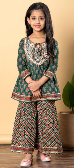 Green color Girls Top with Bottom in Cotton fabric with Embroidered, Resham, Thread, Zari work