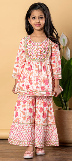 Pink and Majenta color Girls Top with Bottom in Cotton fabric with Embroidered, Floral, Gota Patti, Printed, Resham, Thread work
