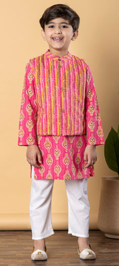 Pink and Majenta color Boys Kurta Pyjama with Jacket in Cotton fabric with Printed work