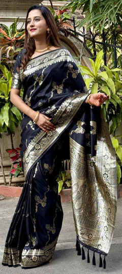 Black and Grey color Saree in Banarasi Silk fabric with Weaving work