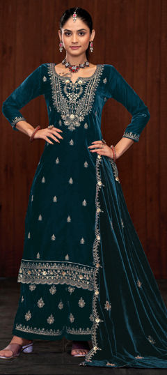 Green color Salwar Kameez in Velvet fabric with Embroidered, Sequence, Thread, Zari work