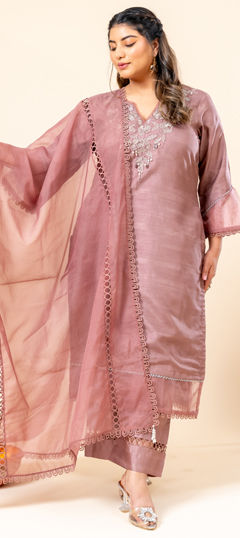 Pink and Majenta color Salwar Kameez in Crepe Silk fabric with Thread, Zari work