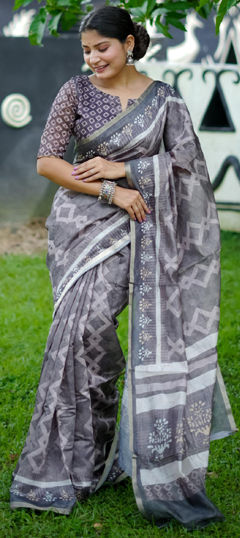 Black and Grey color Saree in Cotton fabric with Printed work