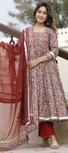 Multicolor color Salwar Kameez in Cotton fabric with Gota Patti, Printed work